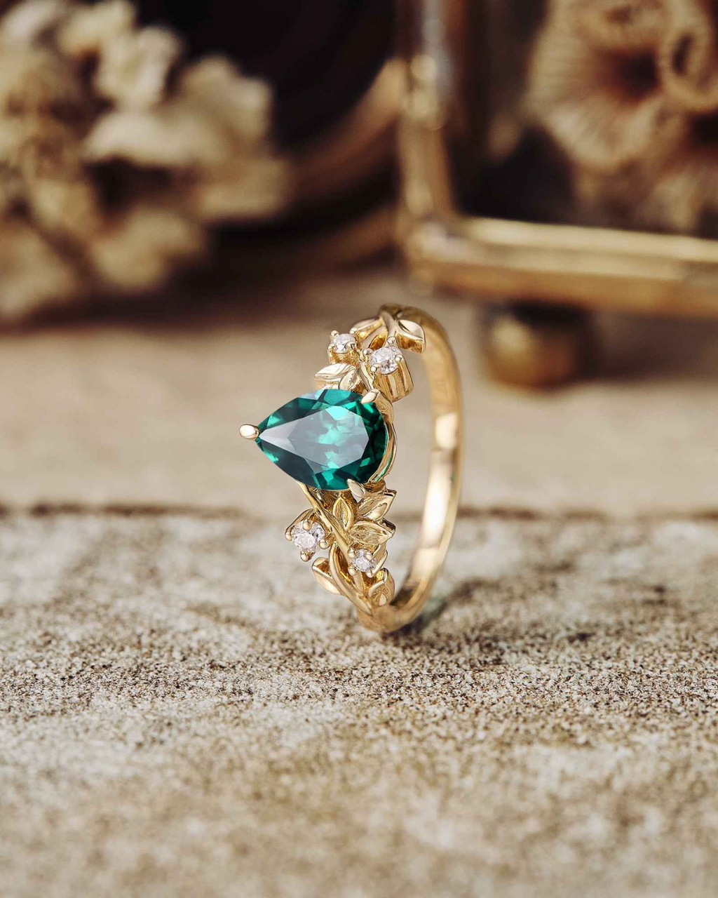 LYDIA RING