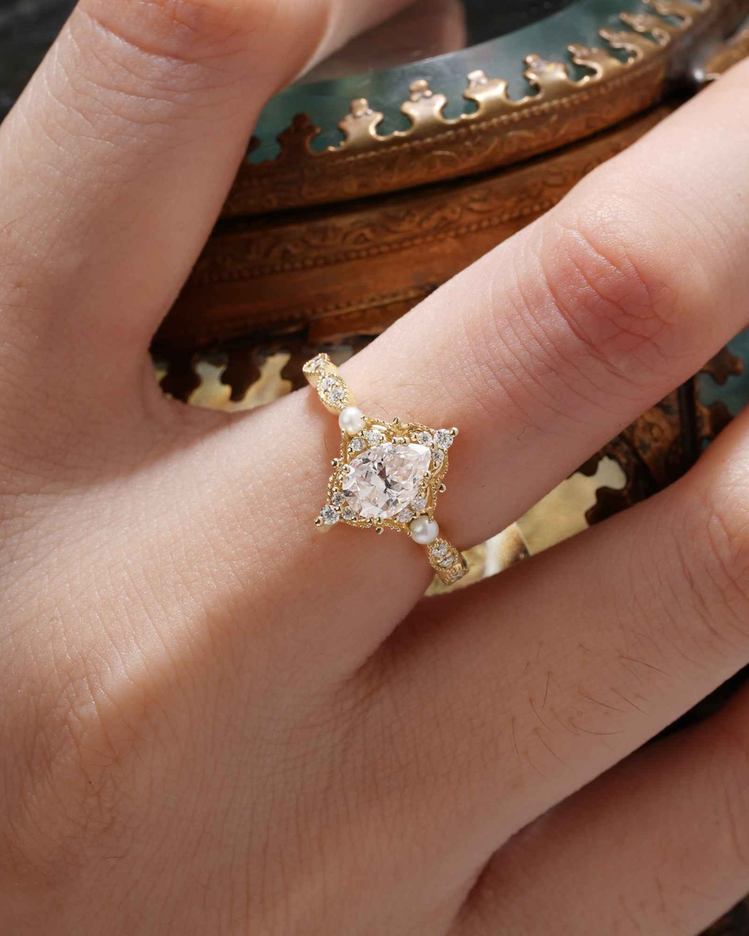 CORA RING